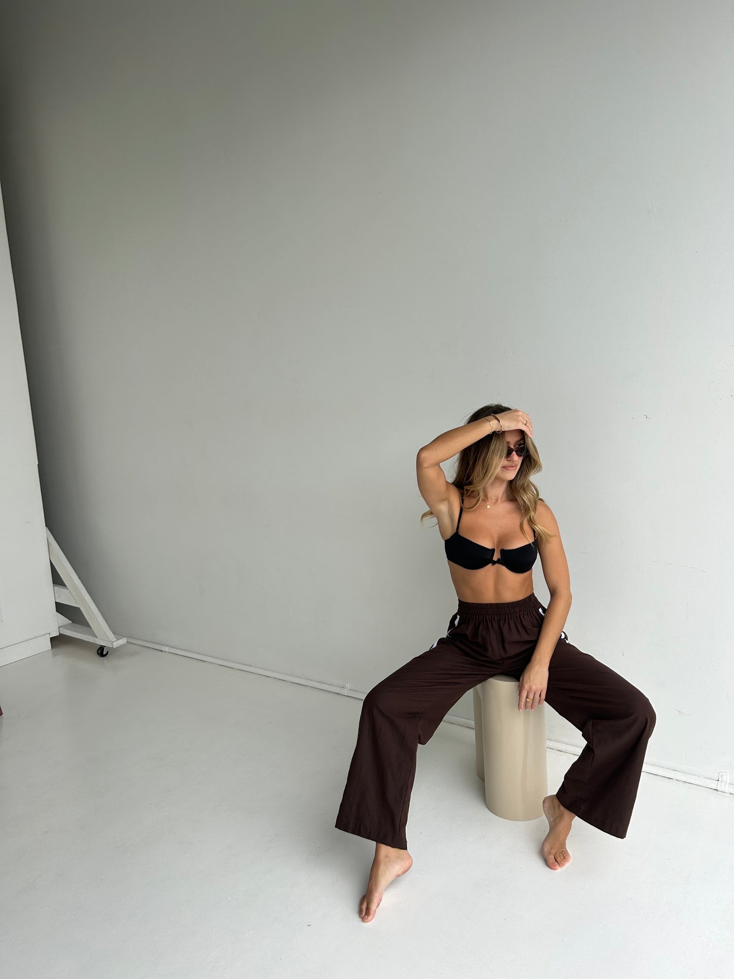 Near The Sea - Linen Racer Pant - Chocolate