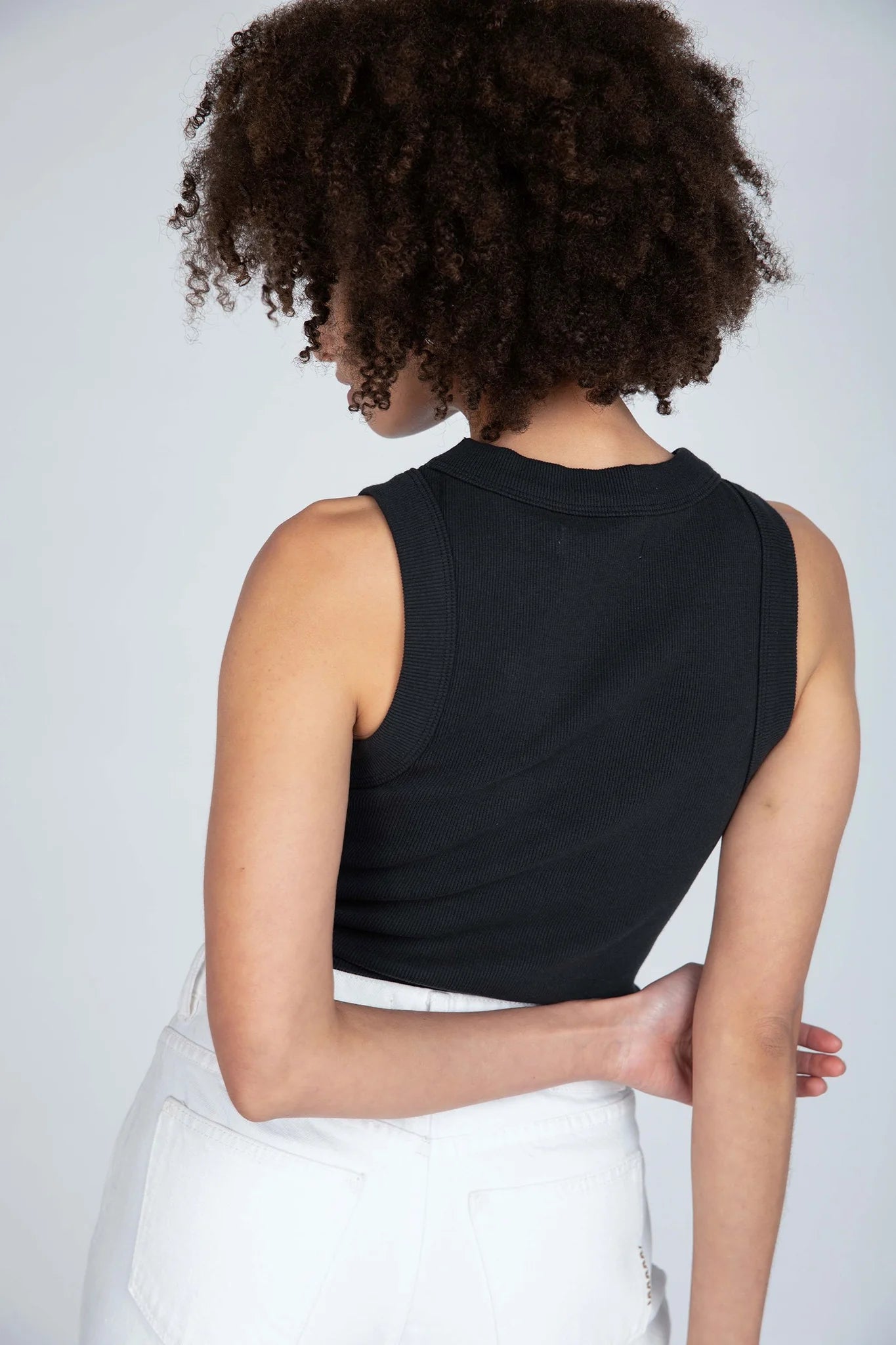 Neuw - Jonesy Singlet - Black