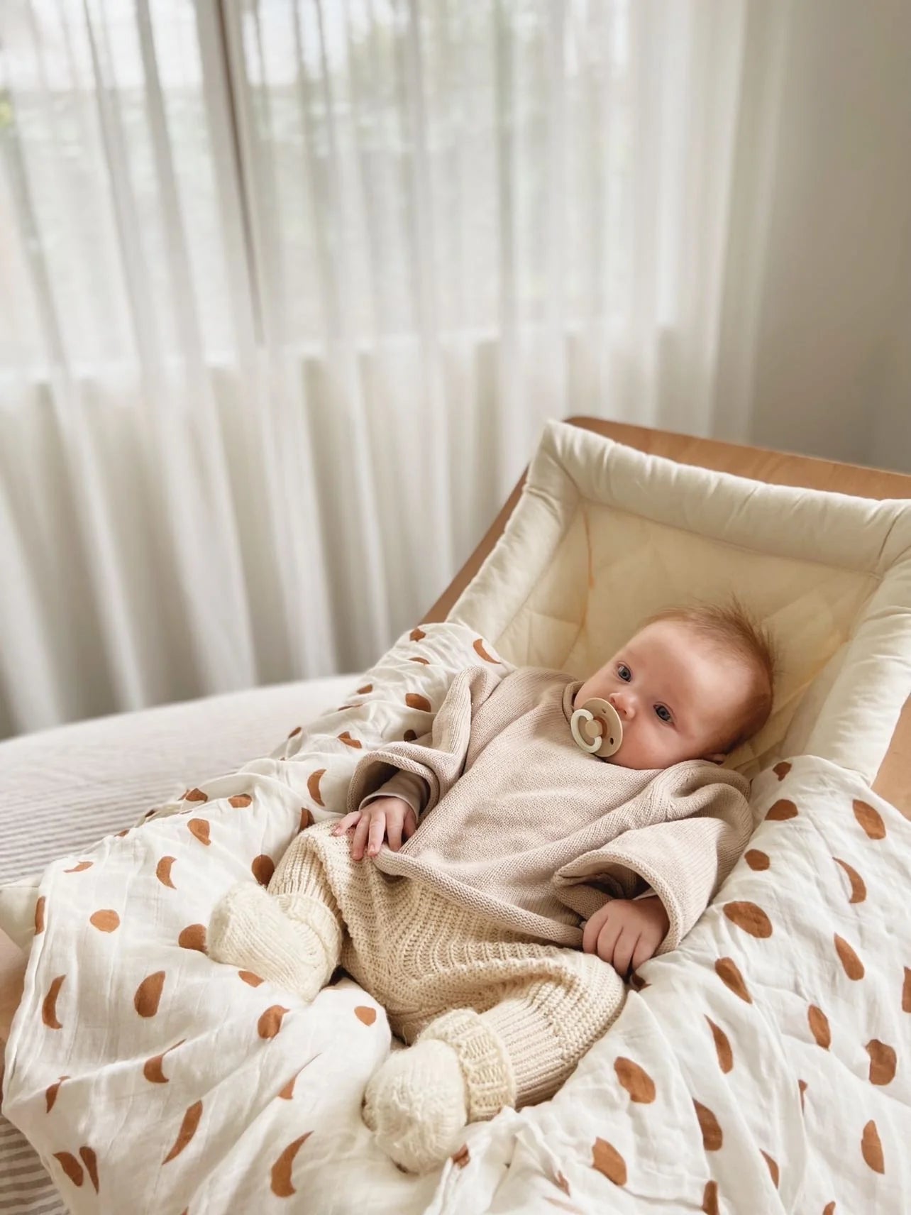 Seaka Boo - Swaddle - Moon