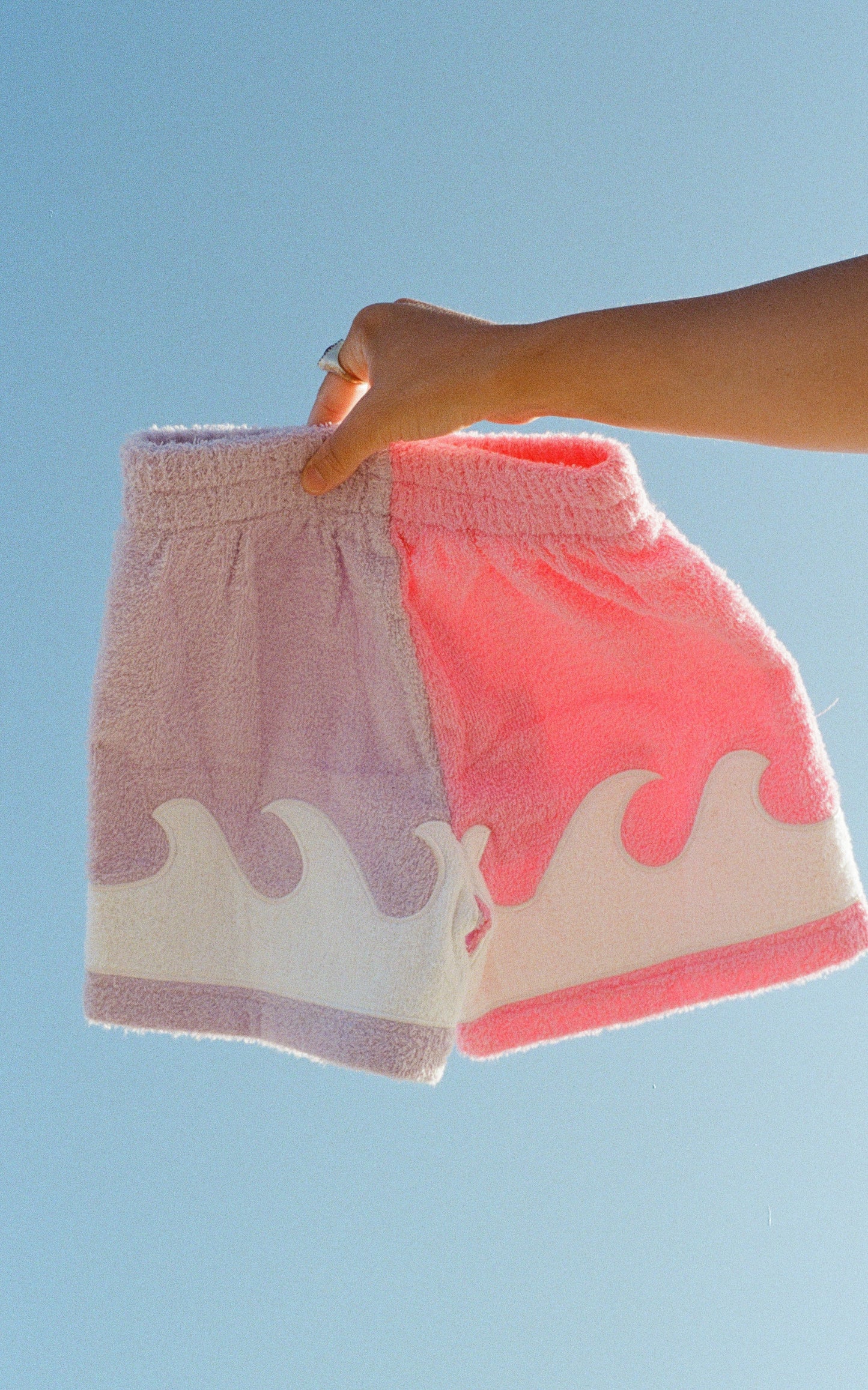 Spicy Dugong - Wave Shorts - Pink